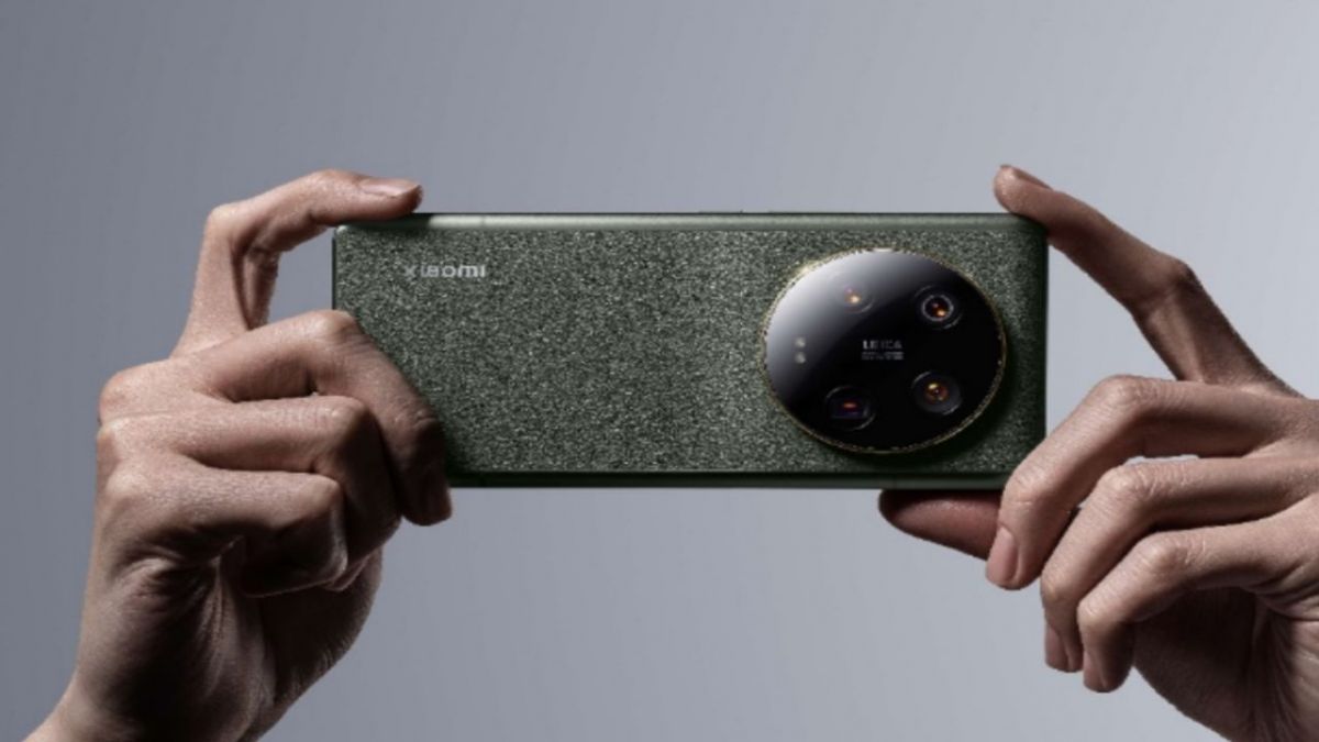 The Xiaomi 13 Ultra: The Future of Mobile Photography is Here.